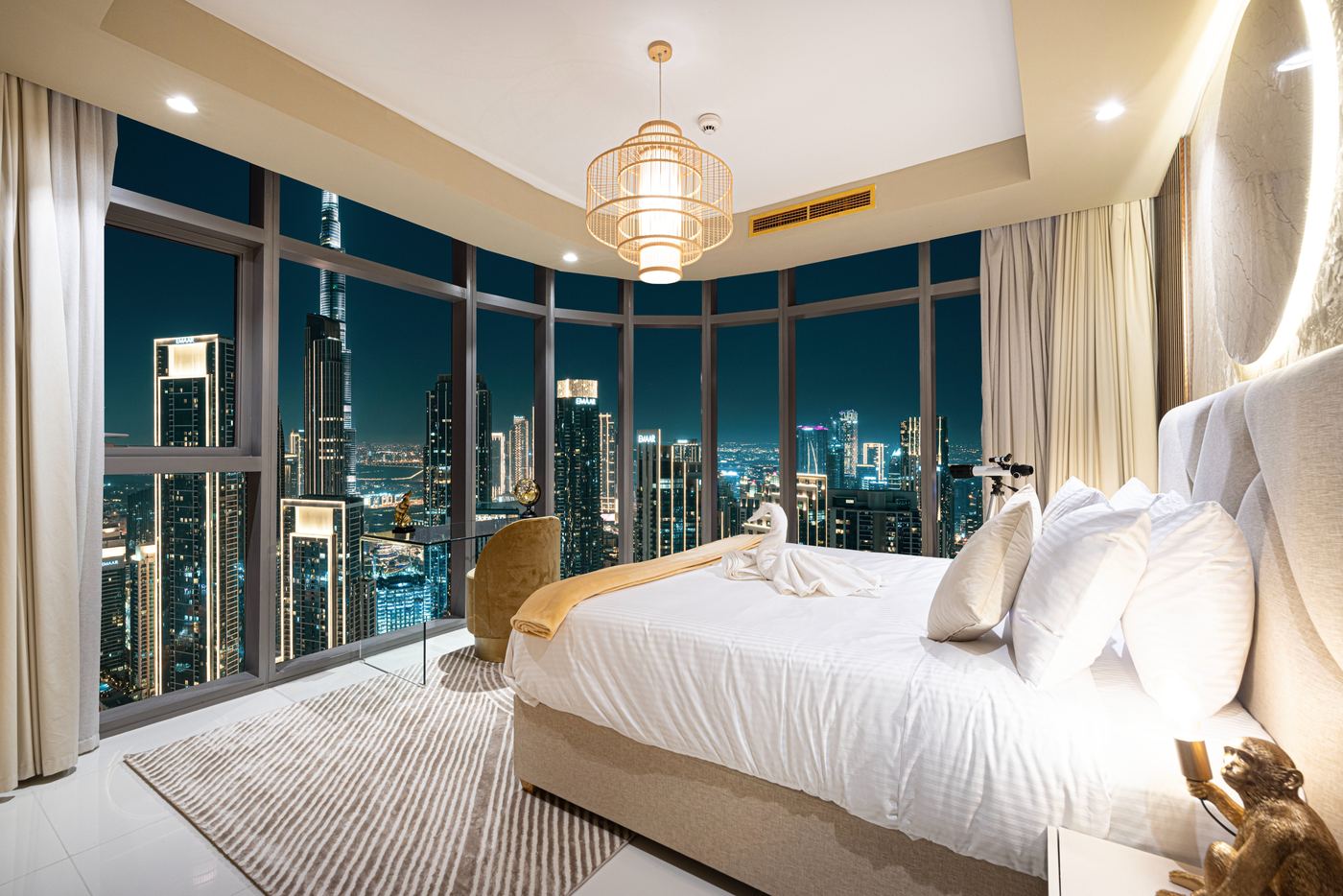 Night skyline, Downtown Dubai